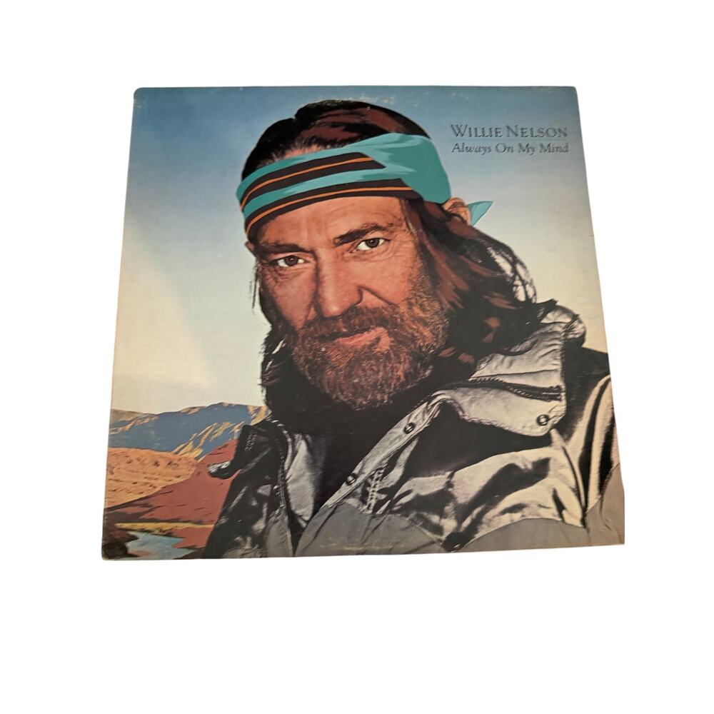 Vintage Willie Nelson Always on My Mind Columbia 37951 LP Vinyl Record Album